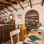 Hotel Vecchia Fattoria 3*