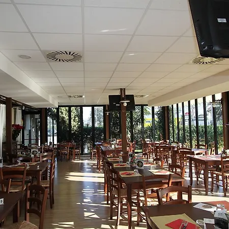 Vecchia Fattoria 3* Loreto