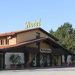 Отель La Vecchia Fattoria 3*