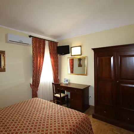 Vecchia Fattoria Otel 3*