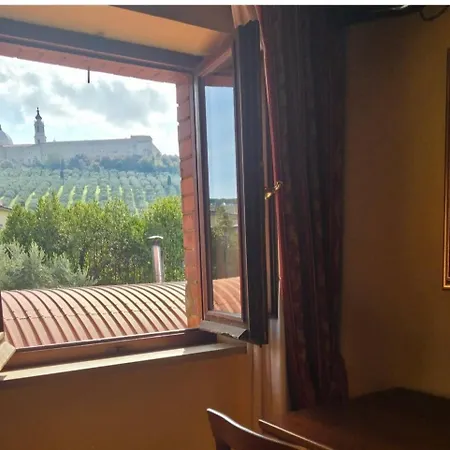 Vecchia Fattoria Ξενοδοχείο Λορέτο
