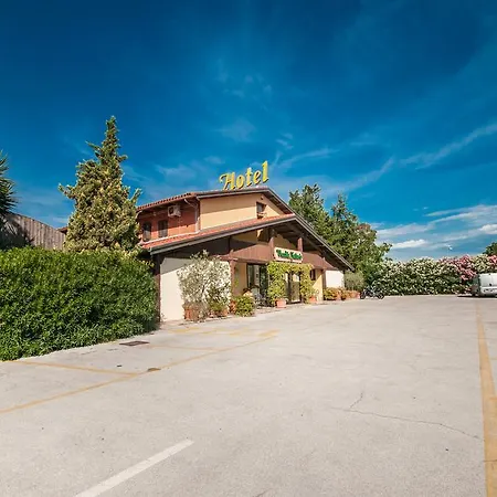 Hotel Vecchia Fattoria Loreto