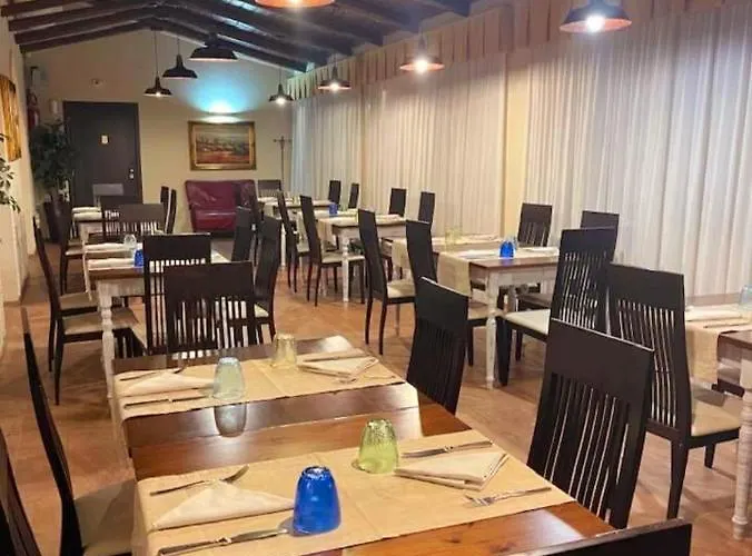 Vecchia Fattoria Hotel 3*