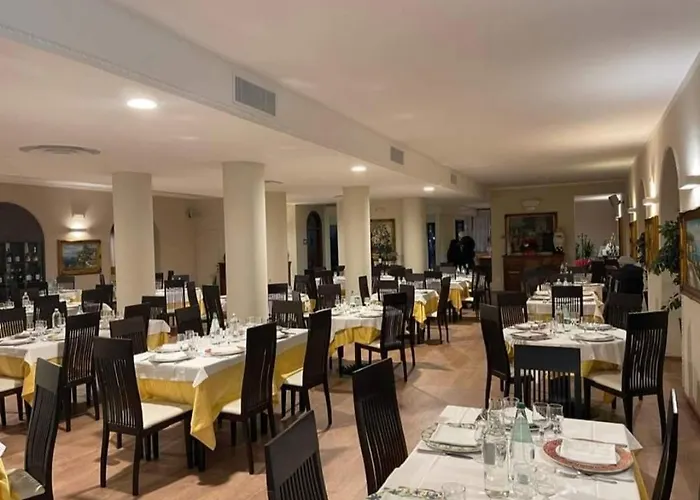 Vecchia Fattoria 洛雷托