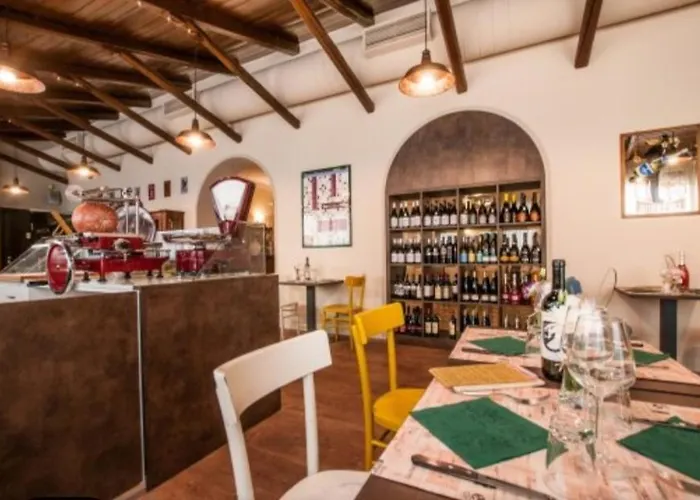 酒店 Vecchia Fattoria 3*