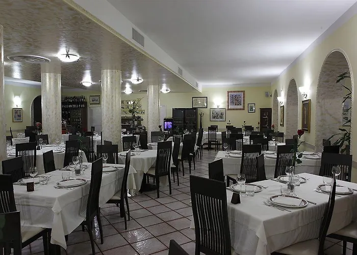 Vecchia Fattoria Hotel 3*