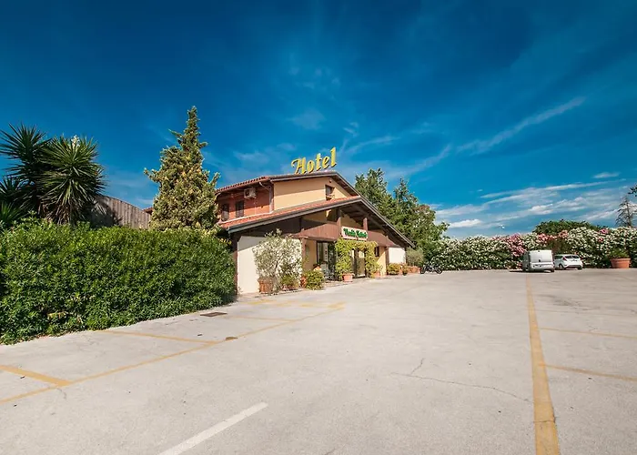 Hotel Vecchia Fattoria Loreto