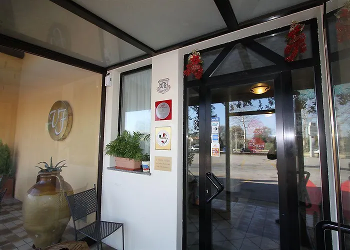 Vecchia Fattoria Hotel Loreto